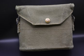 Vintage US Army Binoculars Case