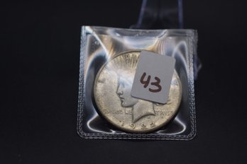 1922  Peace Dollar %90 Silver Coin F