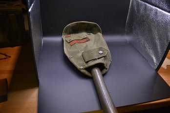 Trench Shovel With Carrying Bag