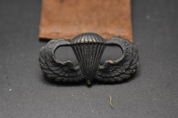 Vintage US Army Basic Parachutist Badge
