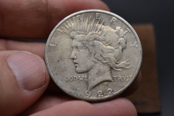 1922  Peace Dollar %90 Silver Coin Fine
