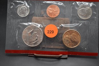 2002 Denver US Mint Uncirculated Coin Set