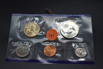 2002 Philadelphia US Mint Uncirculated Coin Set