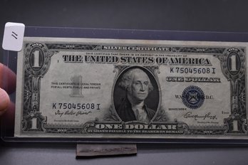 1935 E Silver Certificate US 1 Dollar Bill  Uncirculated