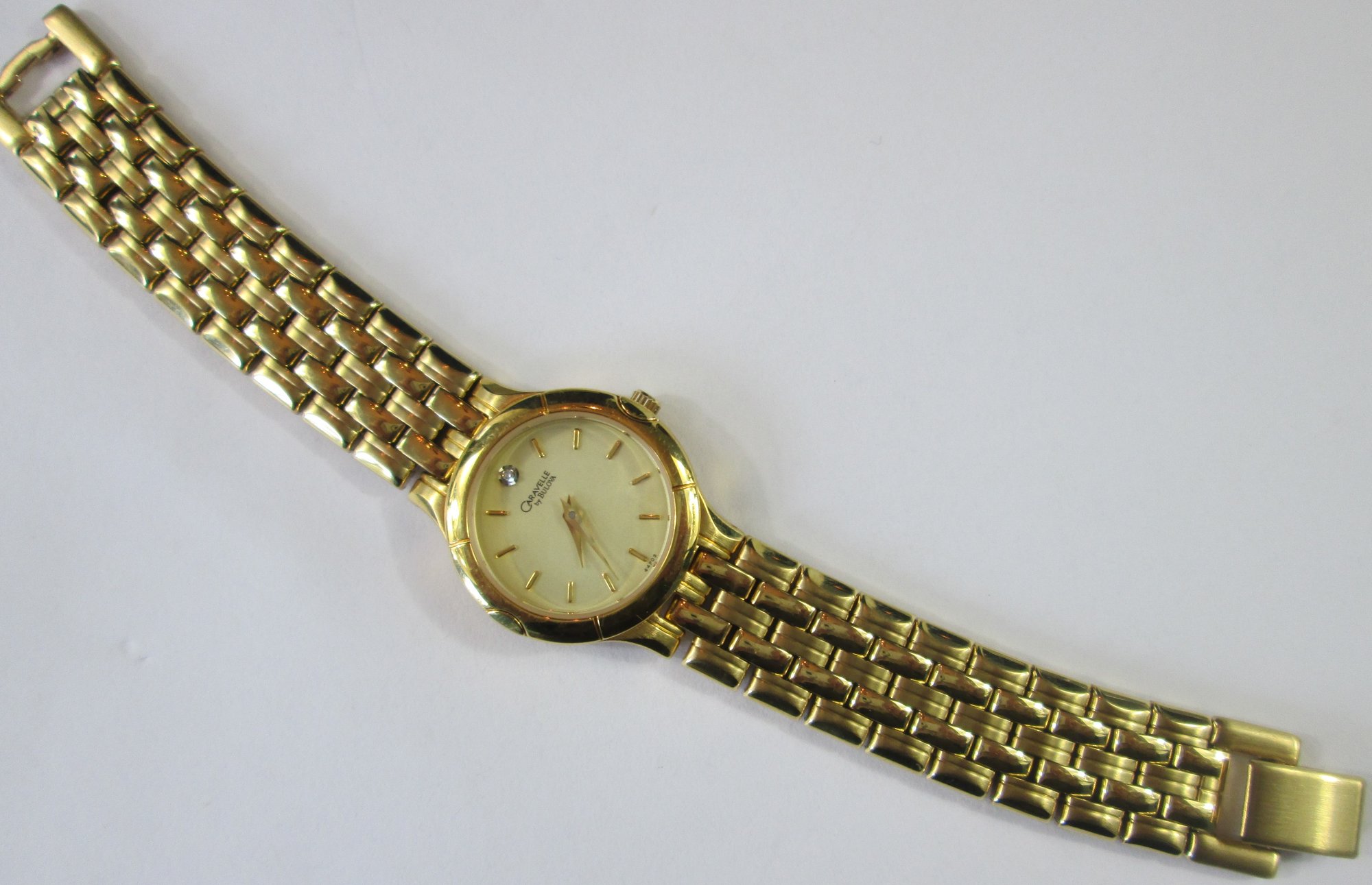 Vintage CARAVELLE BULOVA Brand WRISTWATCH, Round Face, Gold Tone