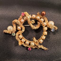 14K Gold Brooch With Pearls And Stones
