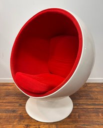 Vintage Eero Aarnio Ball Swivel Chair (Full Size)
