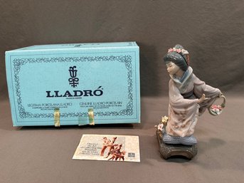 Lladro Porcelain Figurine #1447 'Michiko' With Original Box