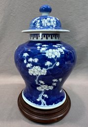 19th-C. Chinese Blue And White Covered Jar