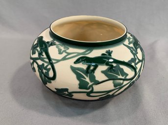 Kelsey Murphy For Pilgrim Glass Cameo Bowl With Lizards And Ivy