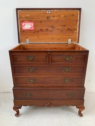 Lane Furniture Co. Cherry Wood Colonial Salem Blanket Chest