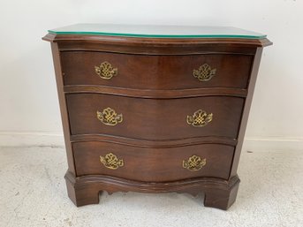 Pennsylvania House Chippendale Style Mahogany 3 Drawer Chest With Glass Top
