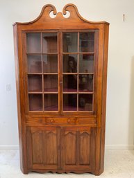 Antique American Cherry Or Walnut Corner Cupboard, Early 19th Century.