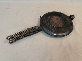 Griswold American No. 8 Cast Iron Waffle Iron