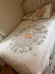 Patchwork Quilt Set And Pillow Shams Queen
