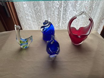 Art Glass Red Basket Blue Shell Swan