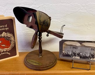 The Holmes Stereoscope With Lot Of  30 Stereoscopic Cards