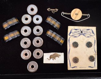 The Kansas Elephant And Bits And Bobbles Including Glass Washer Beads