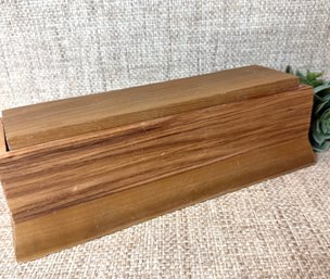 Very Attractive Solid Wood Desk Top Box With Lid