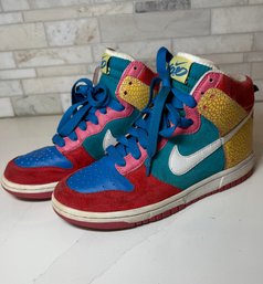 Rare Vintage Nike SB Dunk High , Size 6  'Hot Red'