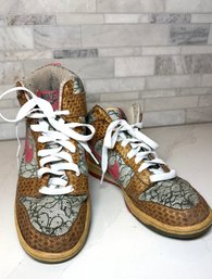 Rare Vintage Nike SB Dunk Pro SB High NORY Desert Shoes, Size 6.  2007