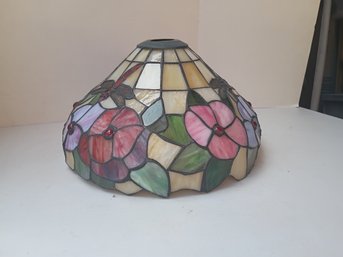 Stained Glass Floral Lamp Shade