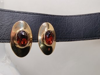 Vintage-style Earrings Oval-cut Orange-red Quartz ?