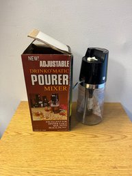Adjustable Drinkomatic Pourer Mixer
