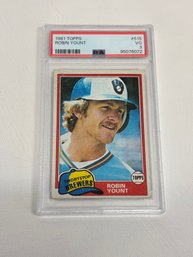 1981 Topps Robin Yount Baseball Card (PSA 3)