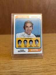Autographed 1974 Yogi Berra New York Mets Manager Card