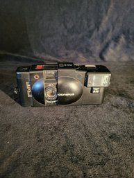 Olympus XA2 Camera With Carrying Case