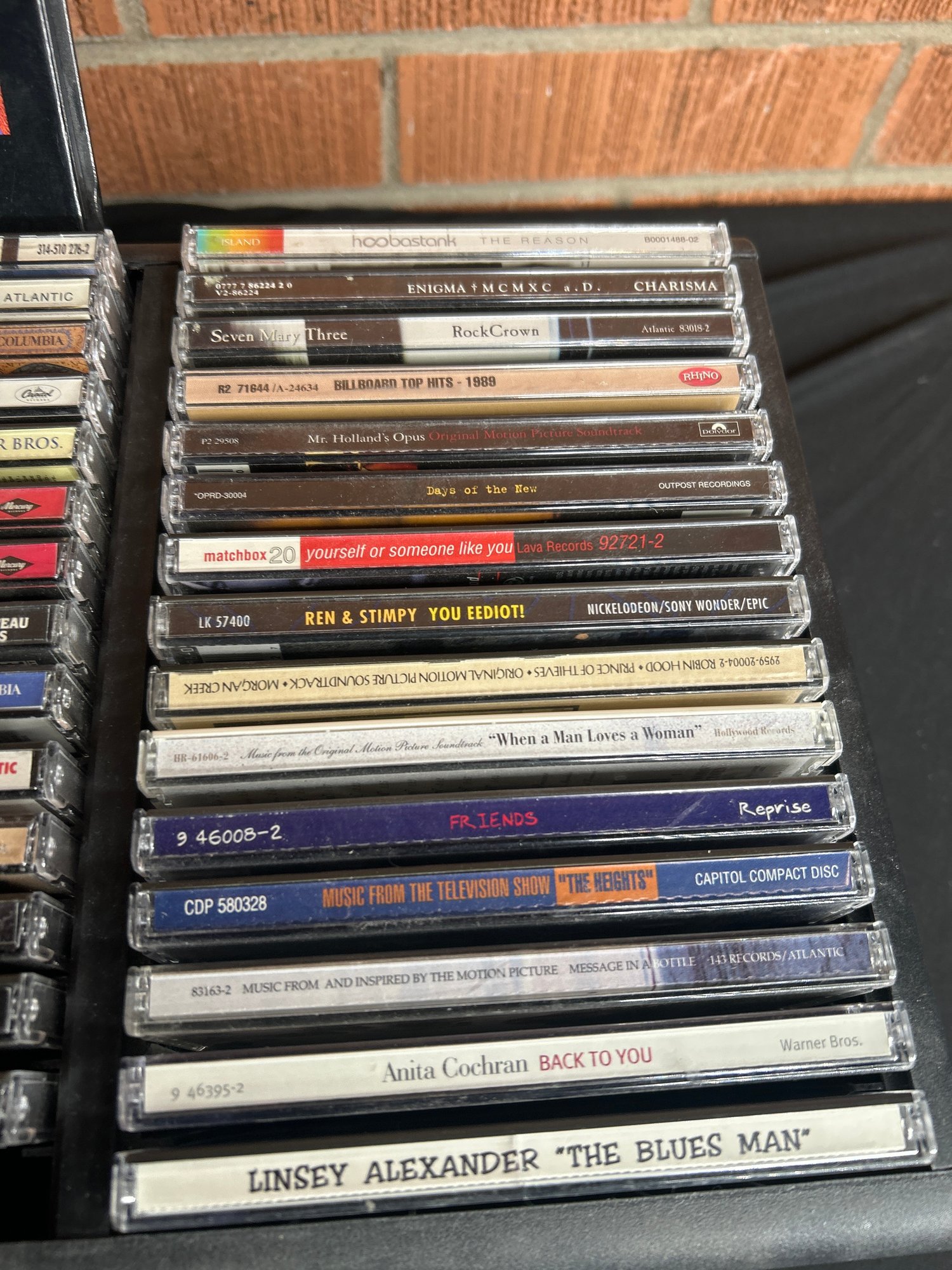 Bundle Of Cds #50957 | Auctionninja.com
