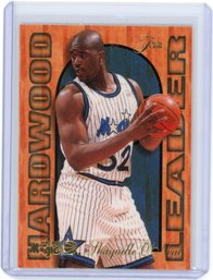 1995-96 Fleer Shaquille O'Neal Flair Hardwood Leader #19