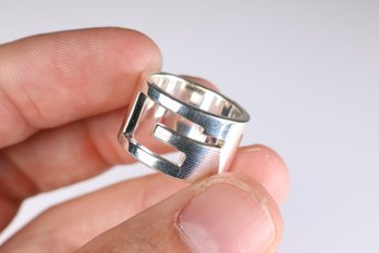 GUCCI UNISEX RING 925 STERLING SILVER G LOGO MADE IN ITALY SIGNATURE RIBBED AUTHENTIC