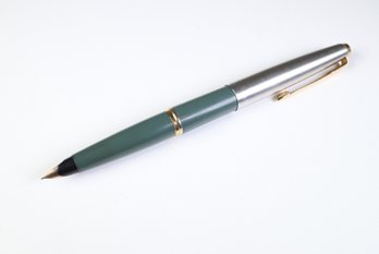 Parker 45 Aerometric Fountain Pen Green Stainless GT 14k EF Ni