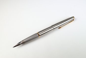 PARKER 50 FALCON FILGHTER FOUNTAIN PENS SHAPE XF 618110