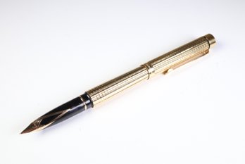 Sheaffer Fountain Pen, Writing Instrument, 14k Gold Nib, 585, Ink Color: Black