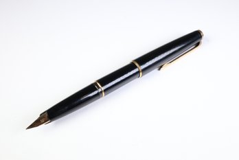 Montblanc Fountain Pen Black Gold Trim
