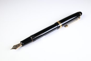 Pilot Custom 74 14k Gold Black Fountain Pen Comes With Case
