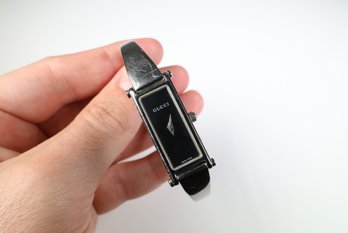 GUCCI Watch 1500L Stainless Steel Swiss Made Quartz Analog Display Black Dial 12mm