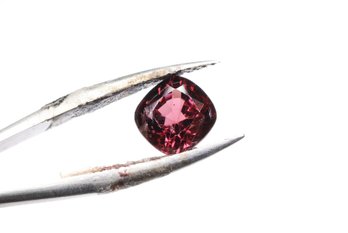 Natural Spinel 1.19ct AIG Report Gemstone Jewelry