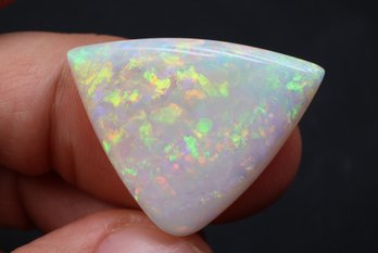 Natural Australian Opal 7.96ct Gemstone Jewelry