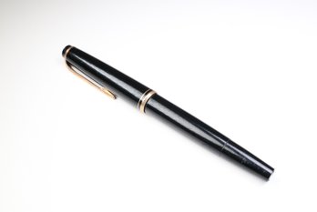 Montblanc Fountain Pen 14k Gold Nib No 22