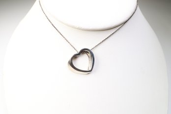 TIFFANY & CO HEART PENDANT NECKLACE STERLING SILVER .925 JEWELRY