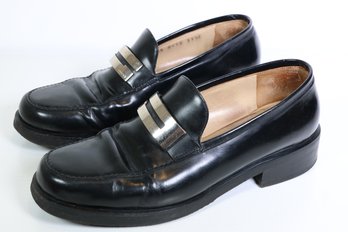 Gucci Black Leather Loafers With A Silver-tone 'G' Logo Detail
