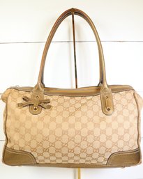 GUCCI GG Canvas Shoulder Bag Beige Gold Leather Purse Handbag