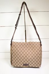 Gucci  GG Canvas Shoulder Bag Monogram Purse Brown