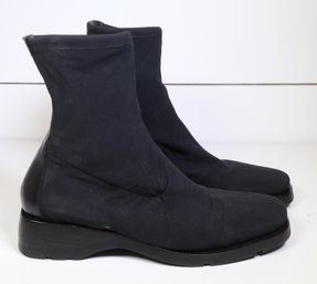 *Gucci Black Boot