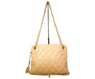 Chanel  Vintage Dome Bag Soulder Bag Gold-Tone Hardware Purse