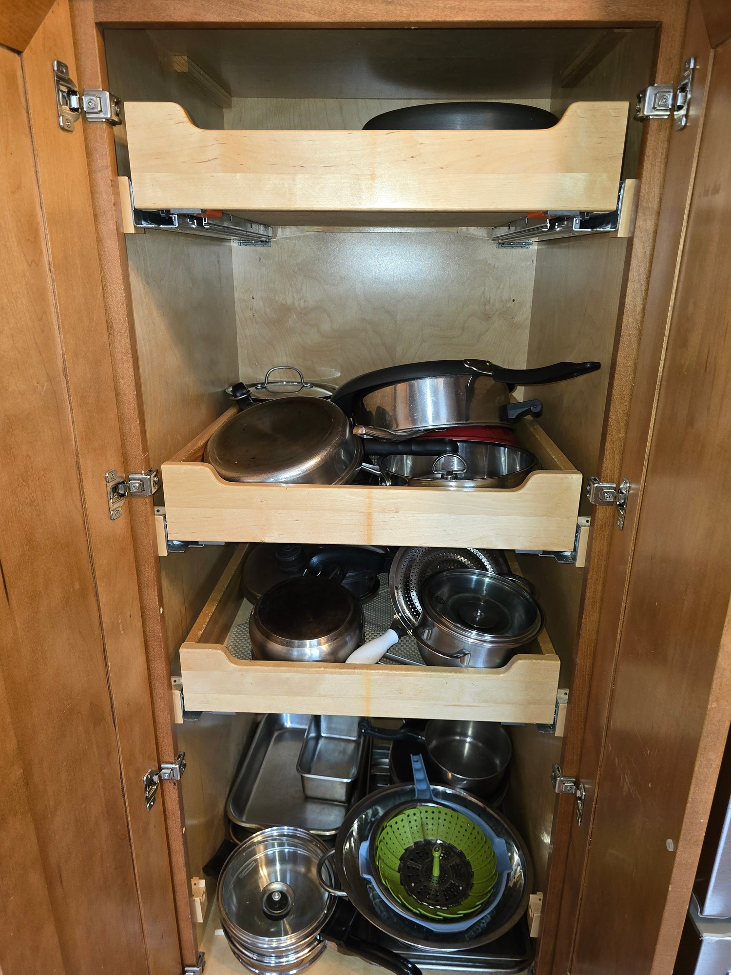 Double Door Kitchen Cabinet Assorted Pots And Pans Lot #78106 ...